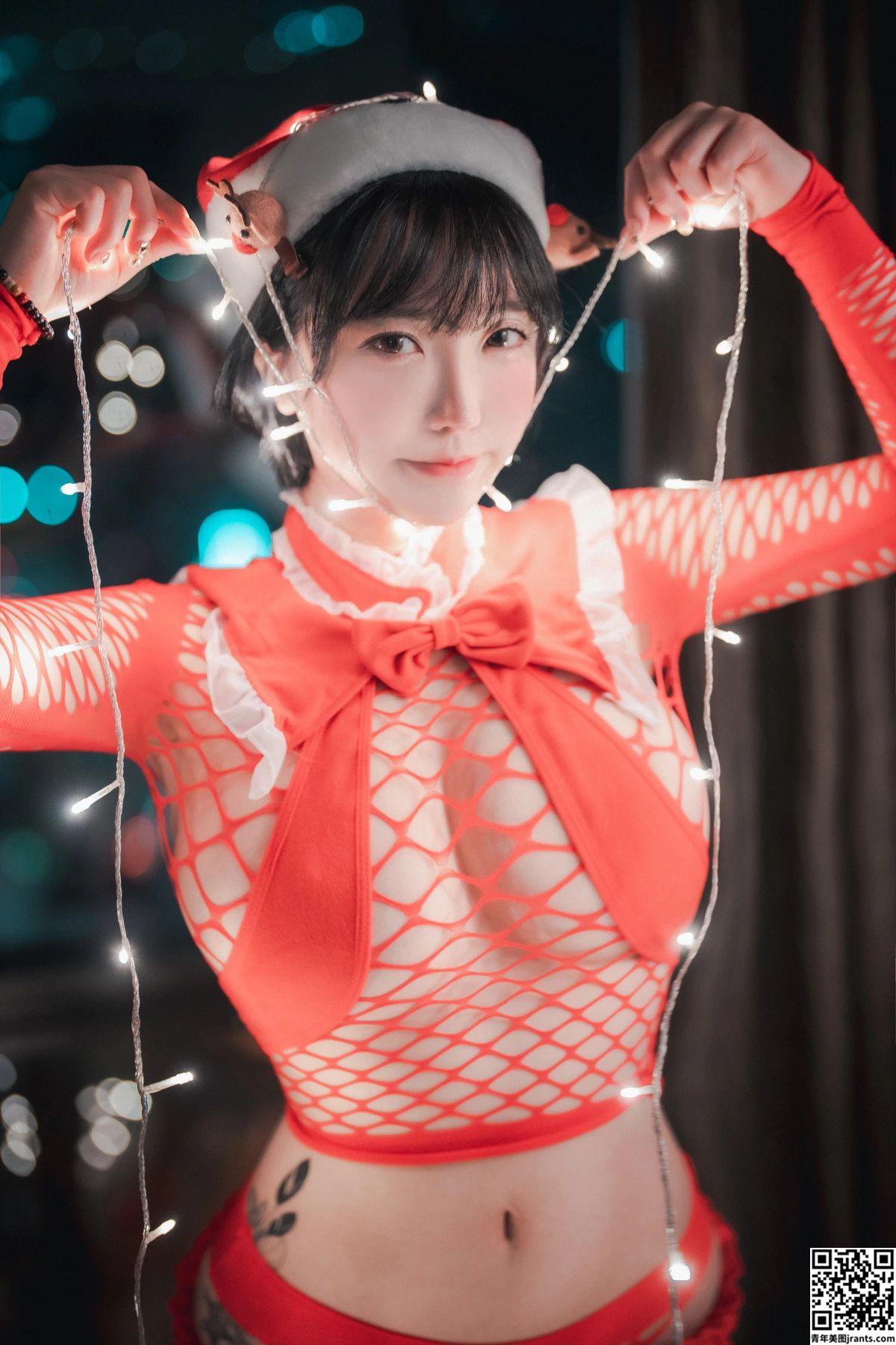 Son Yeeun -LOOZY- Christmas Special 2021 Set-02