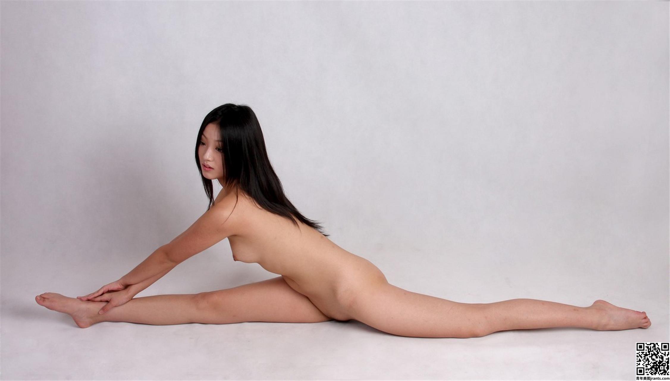 Chinese Nude Models (48P)