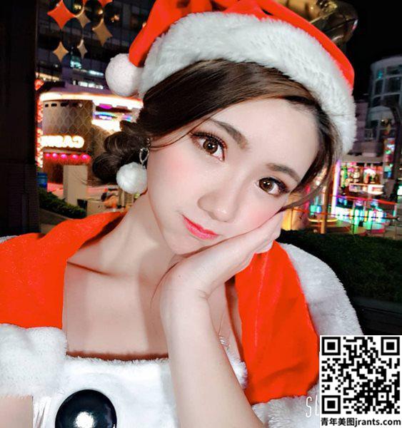 张伦甄 Ellen Chang、美腿美乳穿圣诞低胸装来洗你的版！ (16P)