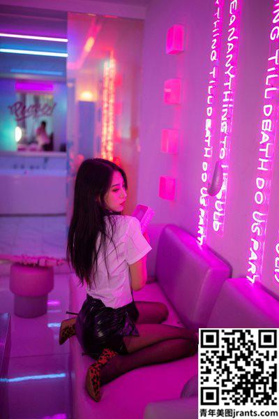 [YALAYI] No.722 “Neon Sweetheart”photo album