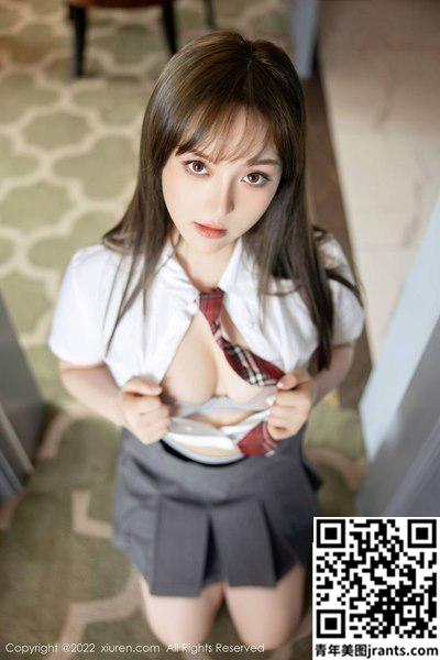 [秀人网]上海巨乳标致小嫩模学生装透视内衣喷血写真 &#8211; 豆瓣酱