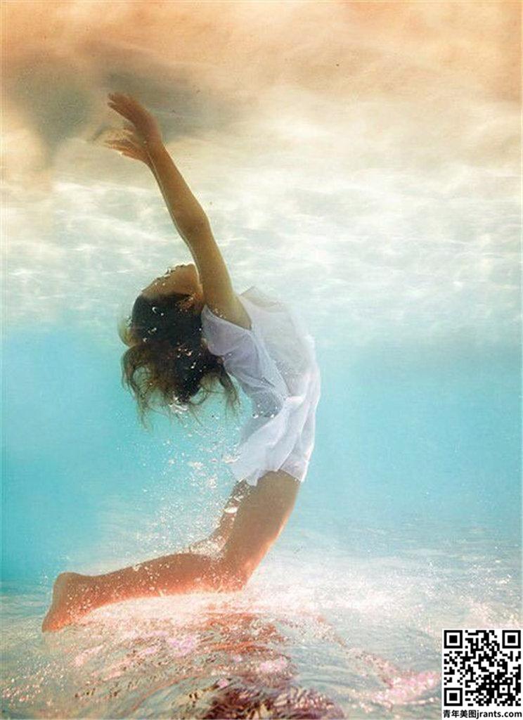 水中美体芭蕾叹为观止