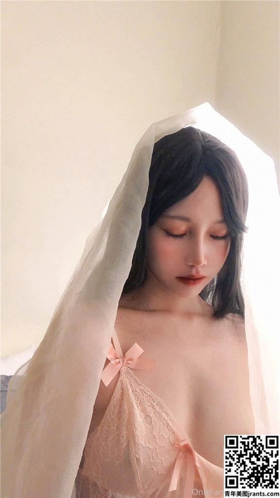 Choi Ji Yun -Semi-Nude Maria Set
