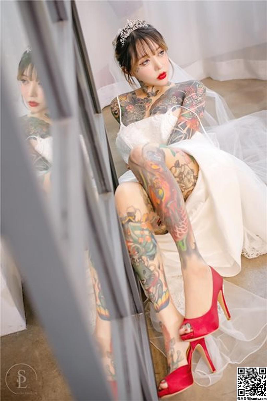 SAINT Photolife &#8211; YoKo VOL. 01 &#8211; Cat Bride