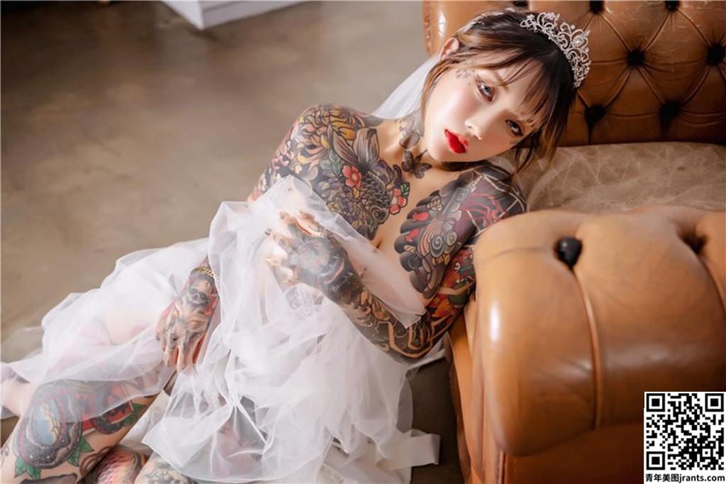 SAINT Photolife &#8211; YoKo VOL. 01 &#8211; Cat Bride