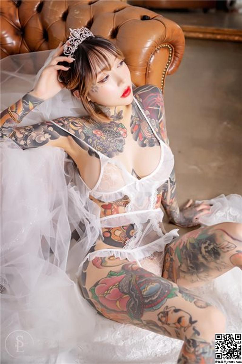 SAINT Photolife &#8211; YoKo VOL. 01 &#8211; Cat Bride