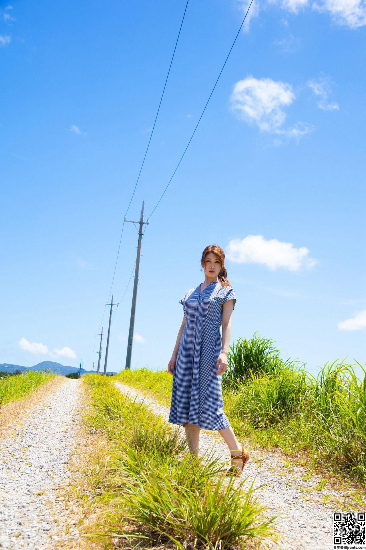 有贺みなほ- ヘアヌード写真集 「CRAZY SUMMER」 Set-02