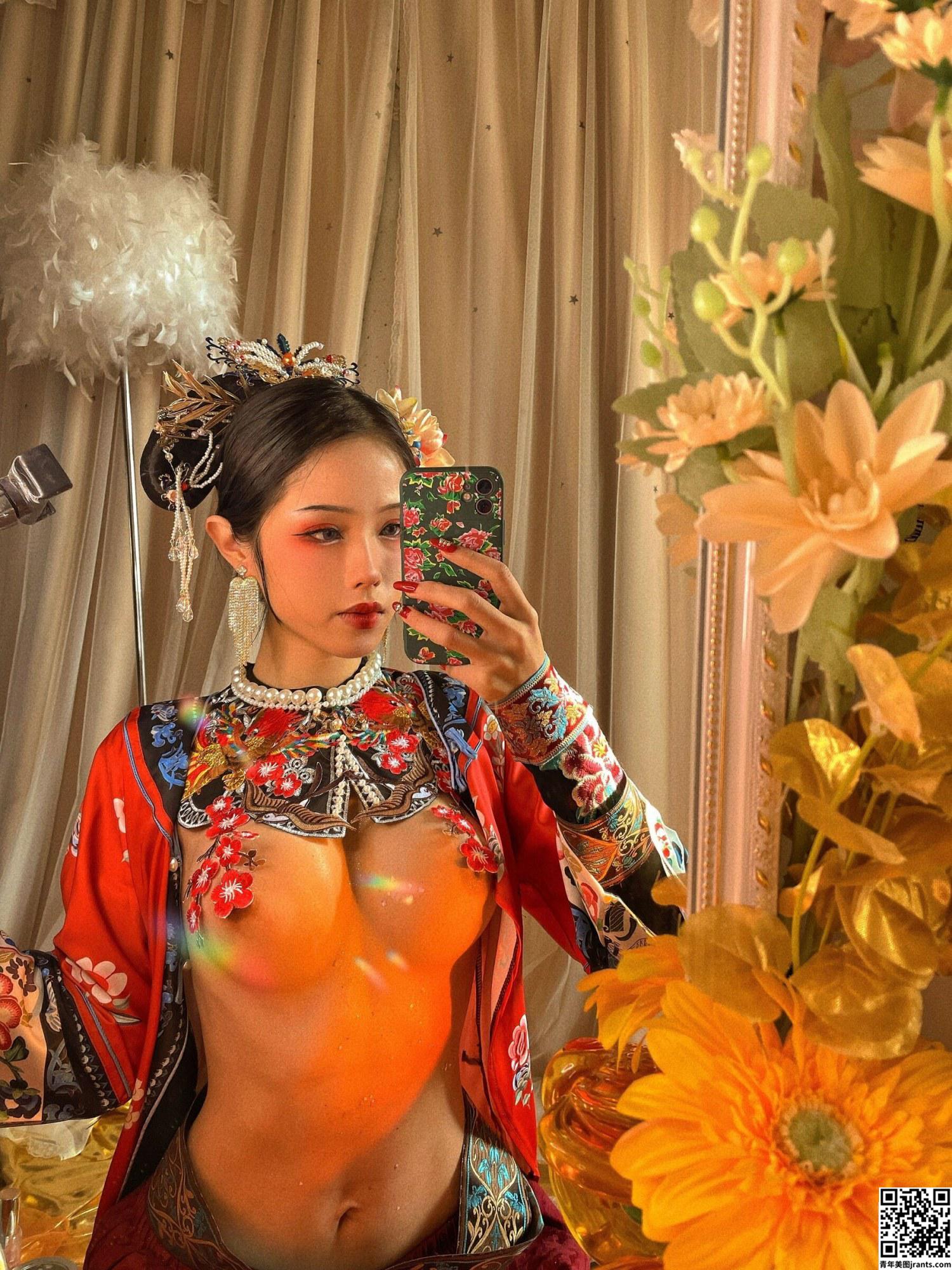 钛合金TiTi《满清服装》