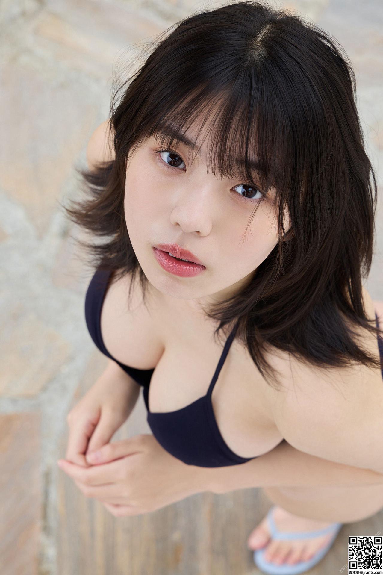 [菊地姫奈] 「白嫩饱满巨山」藏不住…正又极品