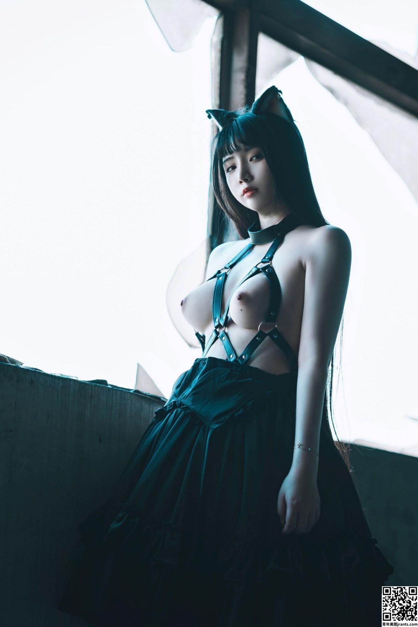 [Coser] 落落Raku &#8211; 黑猫