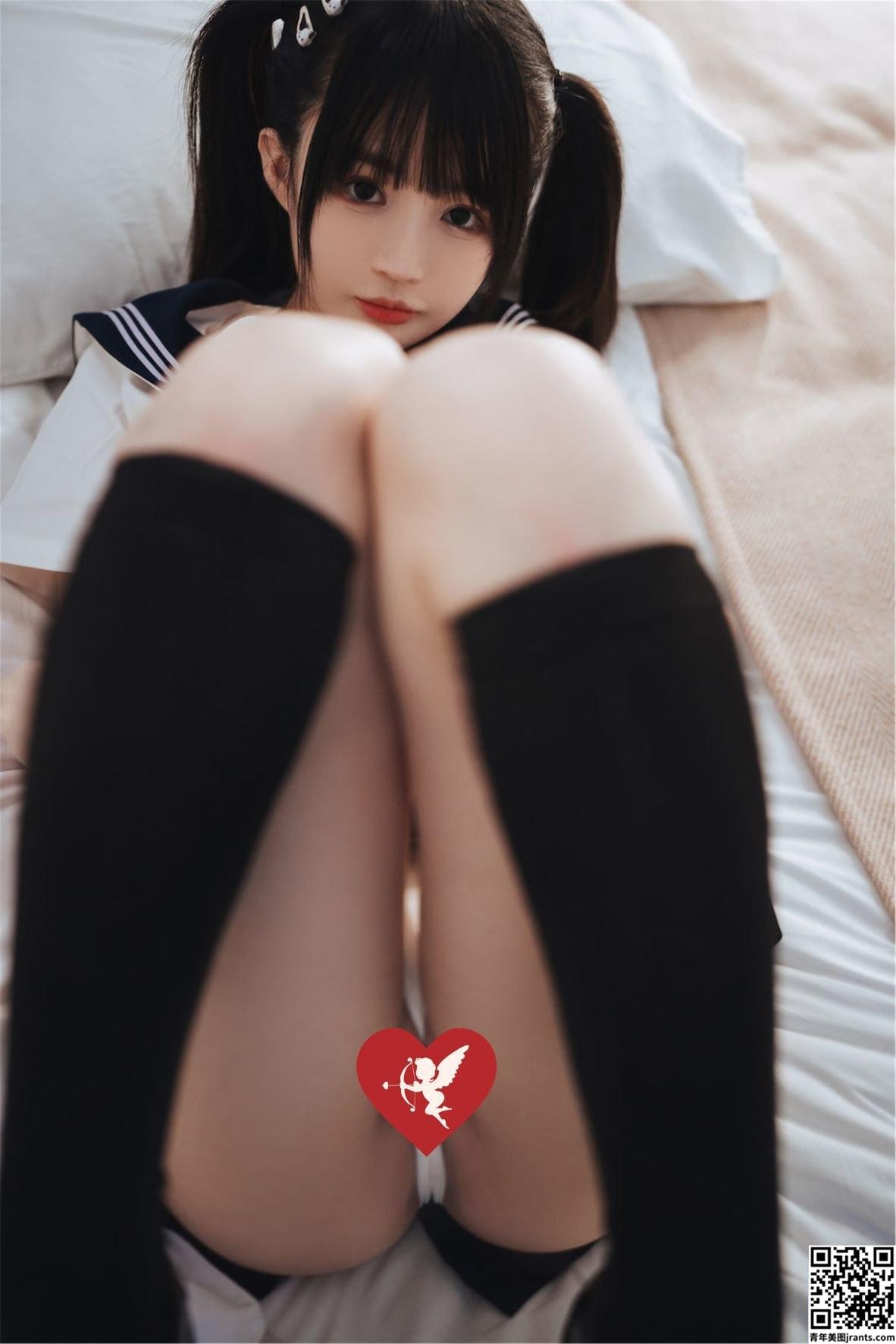 [Coser] 桜井甯甯 &#8211; 双马尾JK