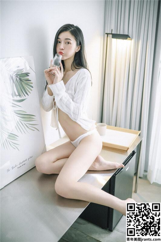 XIANXIAN CHEN 仙仙辰