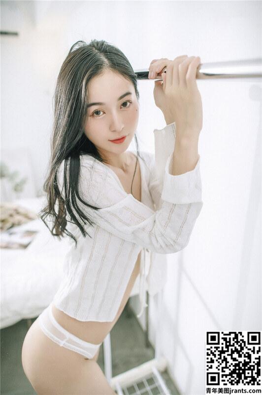 XIANXIAN CHEN 仙仙辰