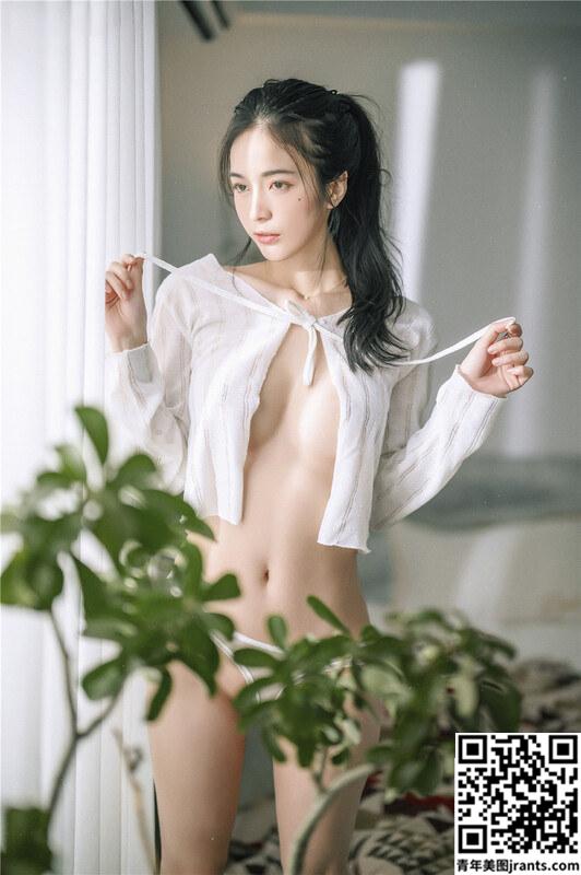 XIANXIAN CHEN 仙仙辰