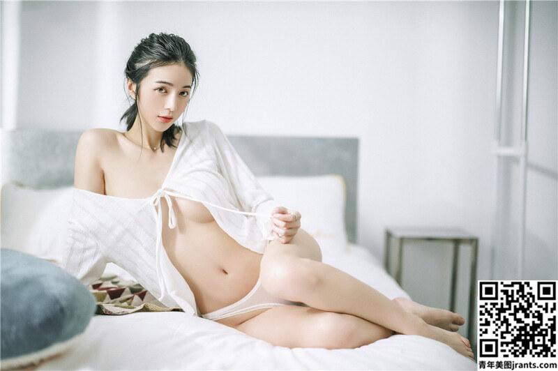 XIANXIAN CHEN 仙仙辰