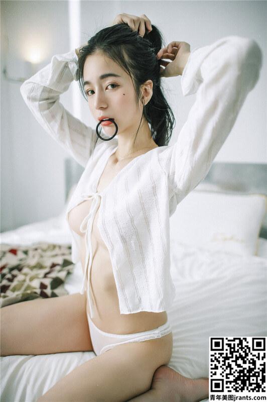 XIANXIAN CHEN 仙仙辰