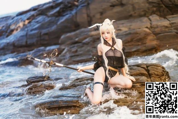 [Coser] 桜桃喵 &#8211; 闪灵泳装