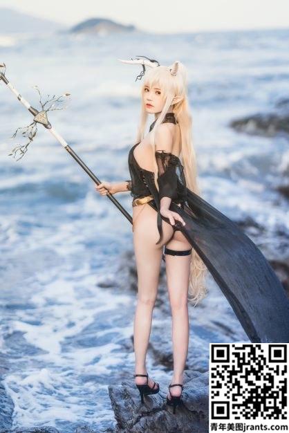 [Coser] 桜桃喵 &#8211; 闪灵泳装