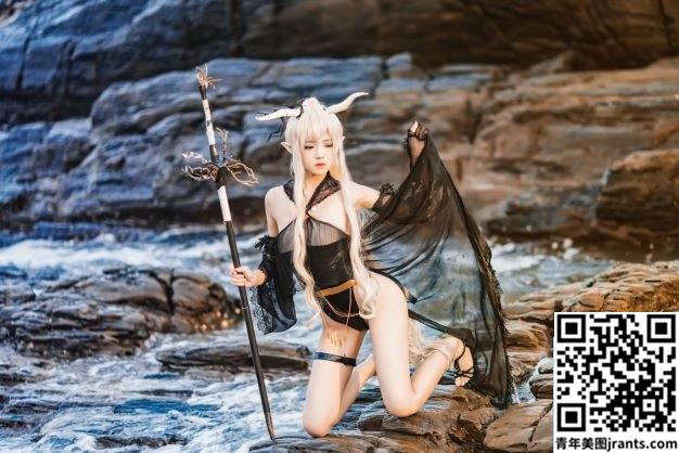 [Coser] 桜桃喵 &#8211; 闪灵泳装