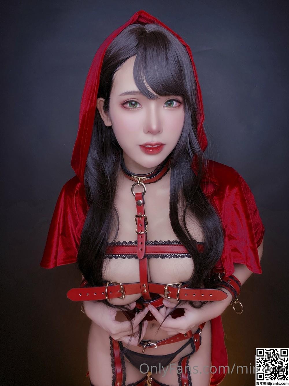 Minichu &#8211; Red Riding Hood