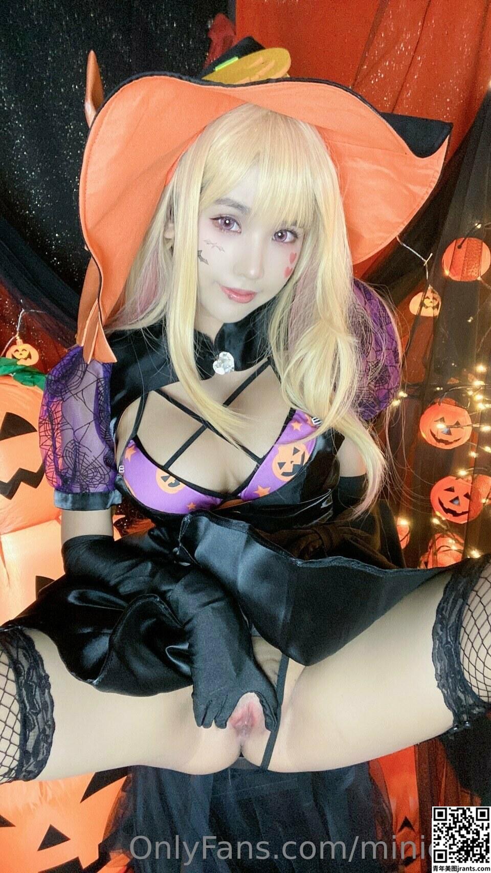 Minichu &#8211; Witch Marin