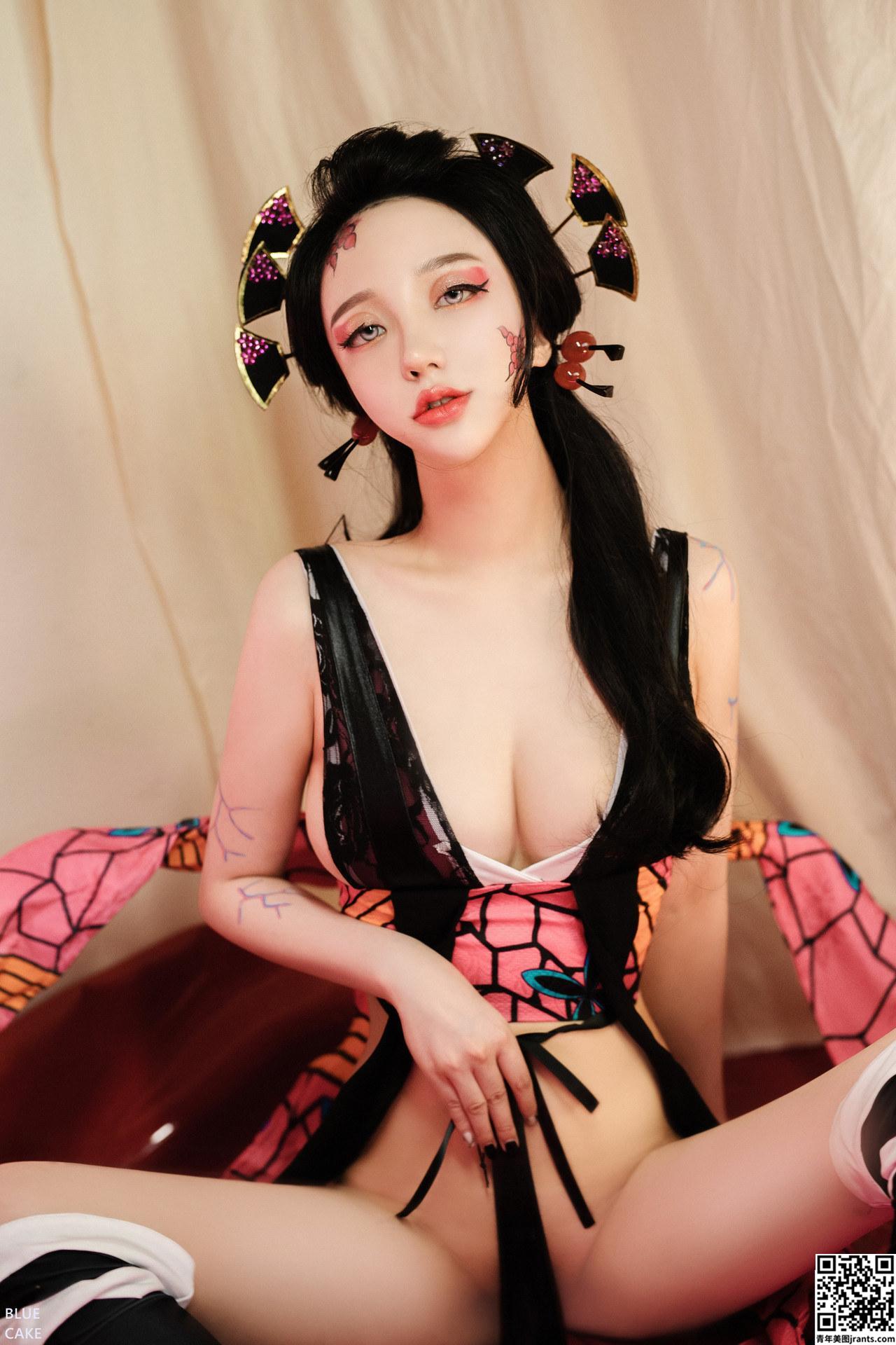 Son Yeeun , [BLUECAKE] RED ONI – Set.01