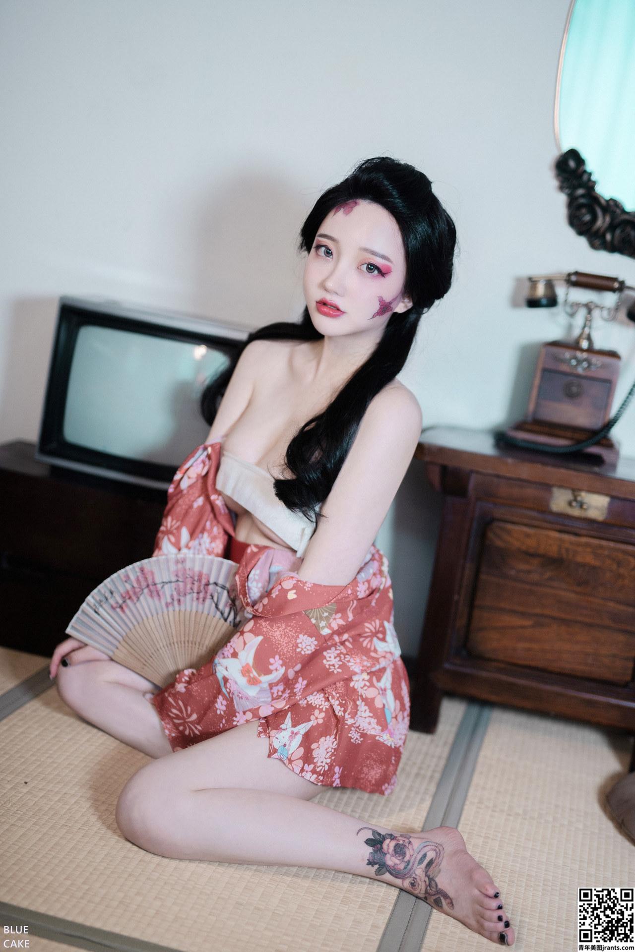 Son Yeeun , [BLUECAKE] RED ONI – Set.02