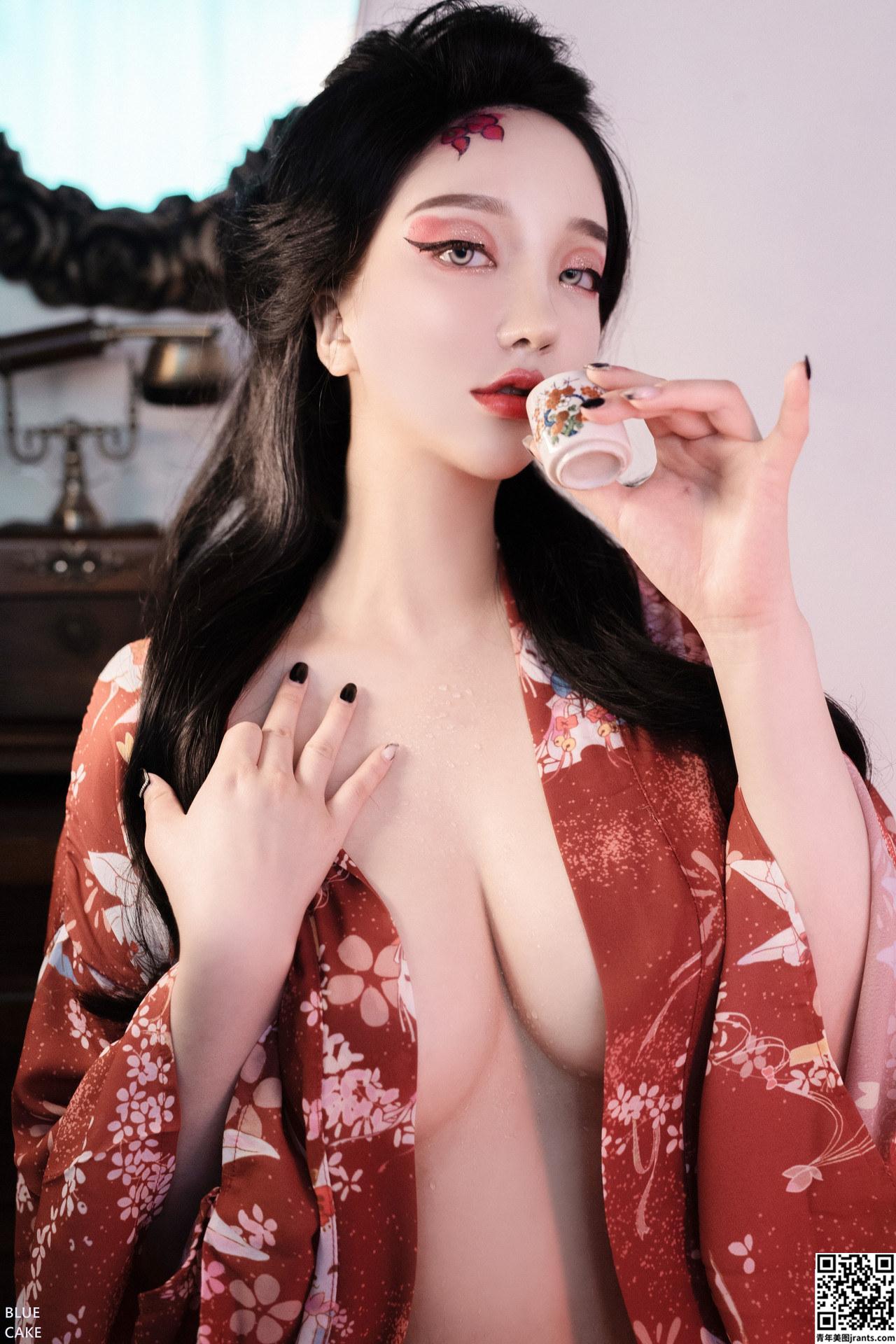 Son Yeeun , [BLUECAKE] RED ONI – Set.02