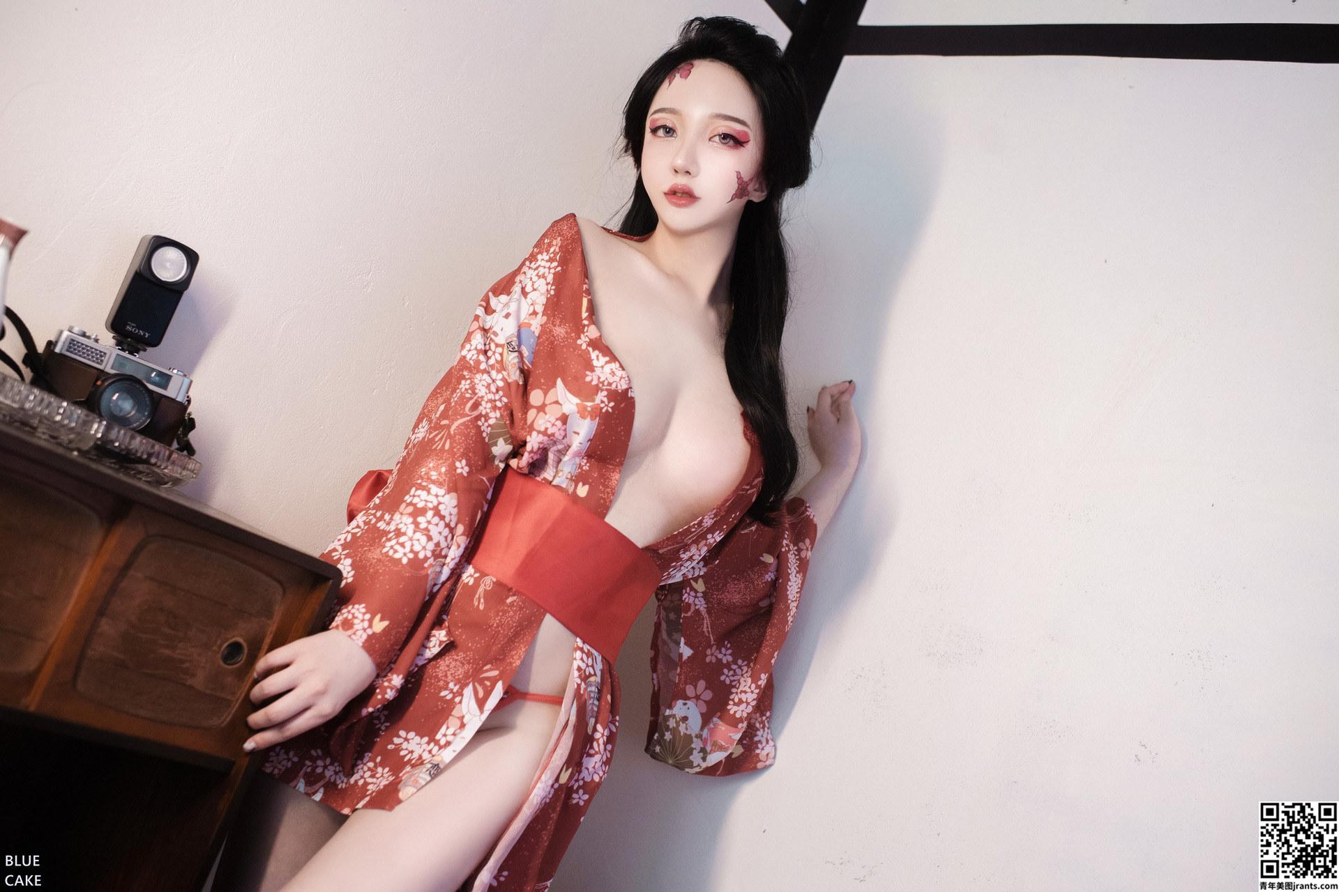 Son Yeeun , [BLUECAKE] RED ONI – Set.02