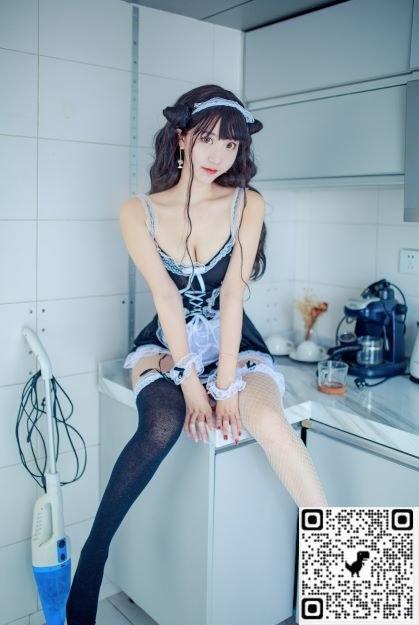 [Coser] 黑川 &#8211; 小恶魔女仆装