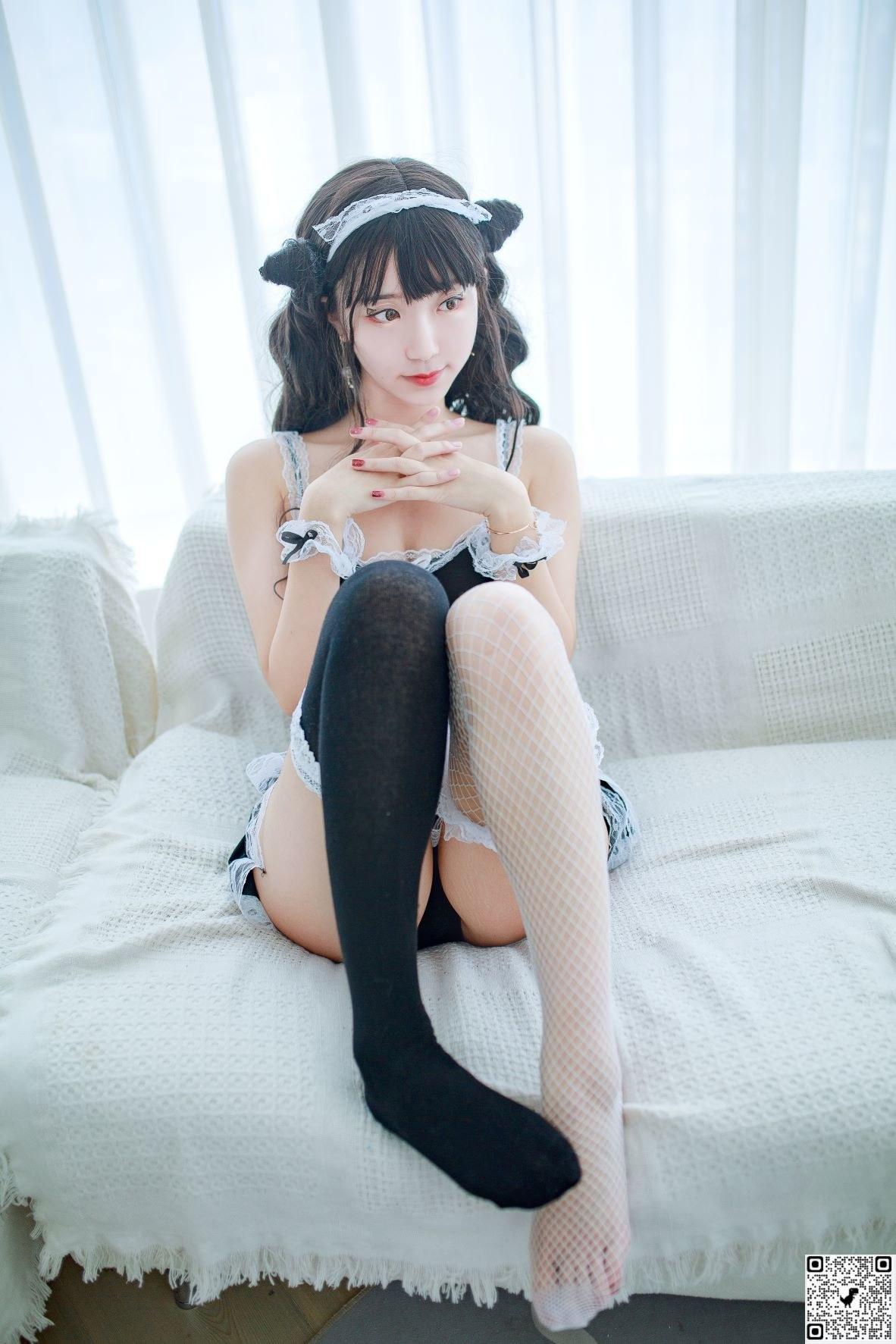 [Coser] 黑川 &#8211; 小恶魔女仆装