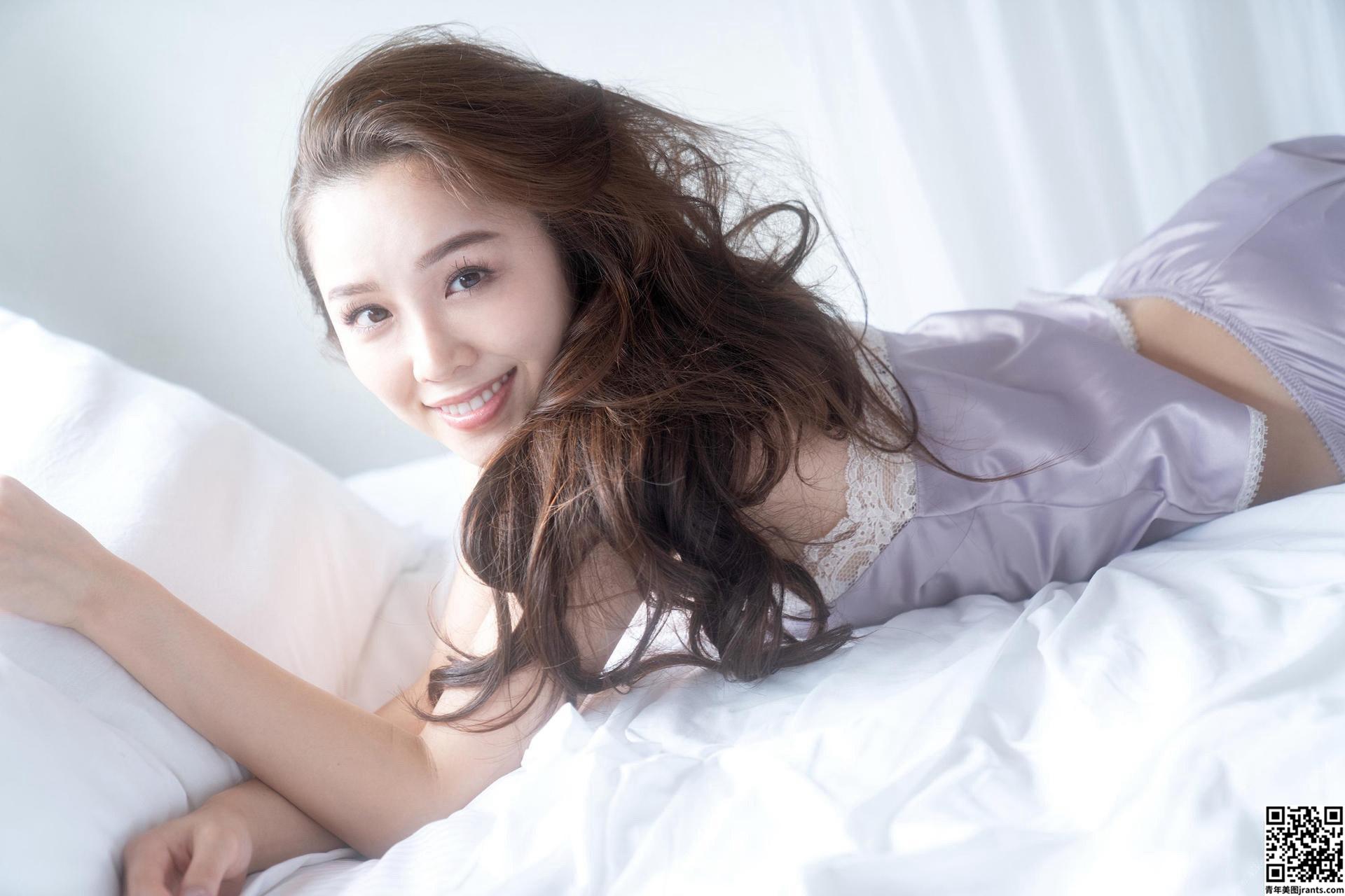 Anna Ishida 石田安奈 &#8211; ANNA AND YOU