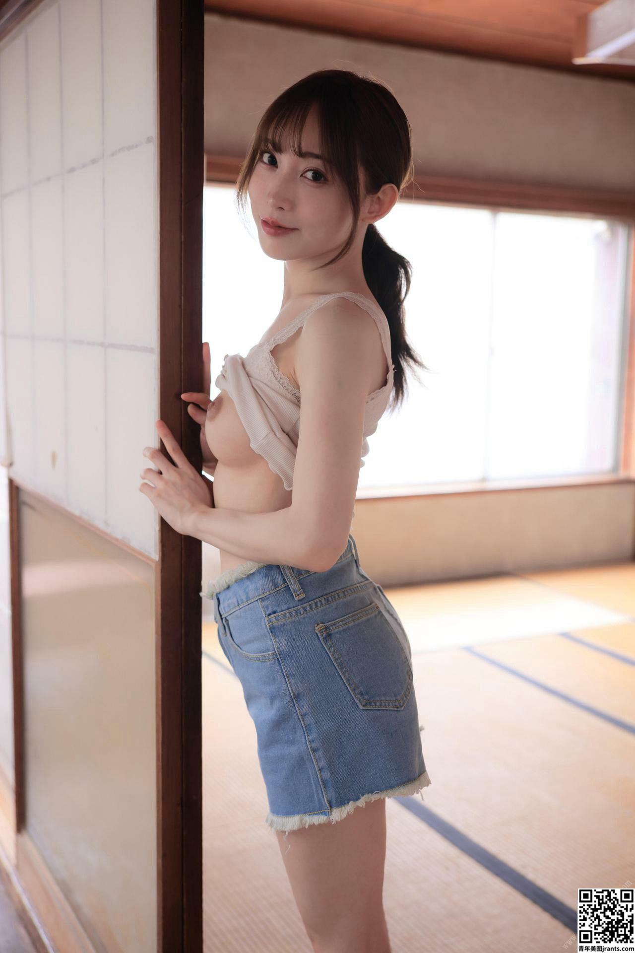 七瀬アリス ヌード写真集 毎朝、仆を诱惑してくる隣のお宅のアリスさん 02