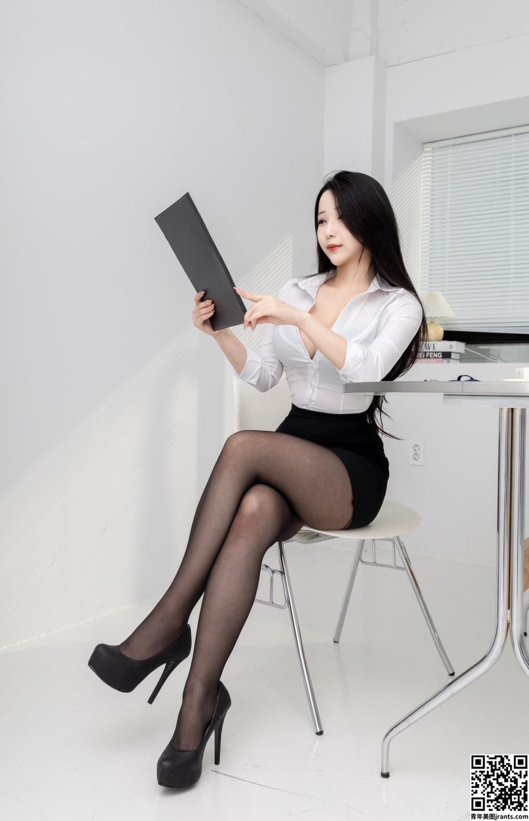 [PUSSYLET] VOL. 38 Seolhwa   – Office (77P)