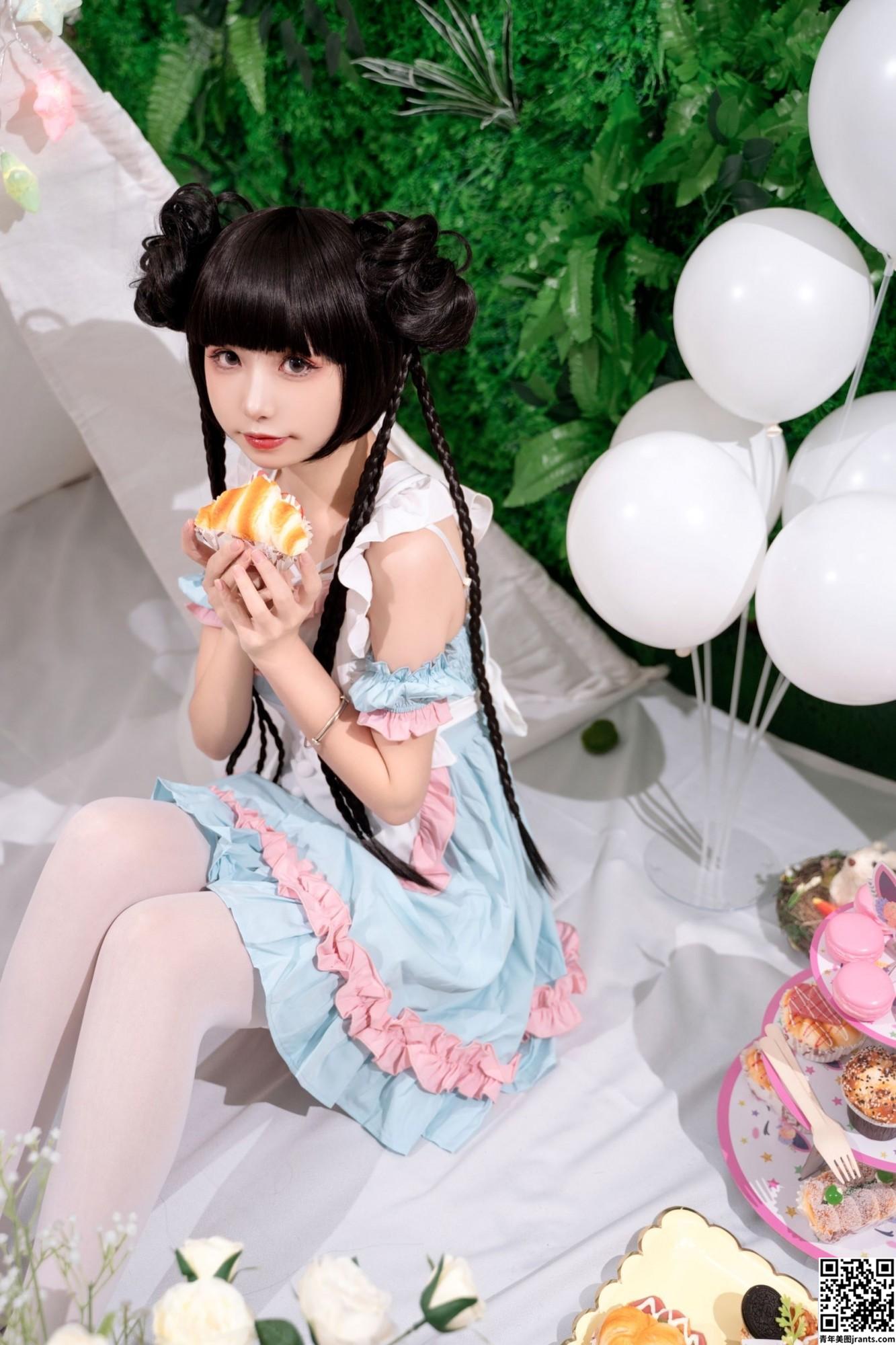 [Coser] 爆机少女喵小吉 – 小吉的快乐野餐 (77P)