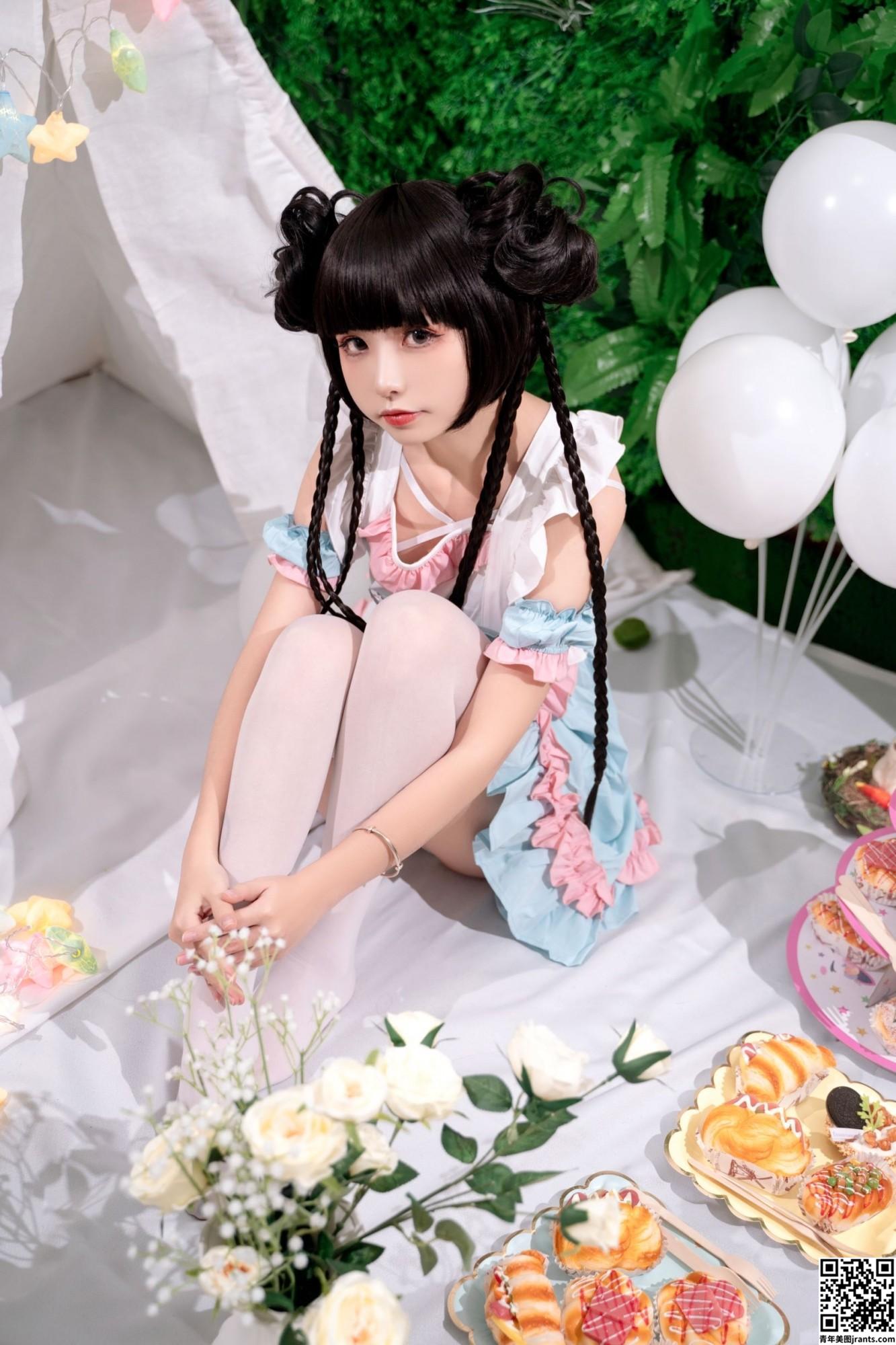 [Coser] 爆机少女喵小吉 – 小吉的快乐野餐 (77P)