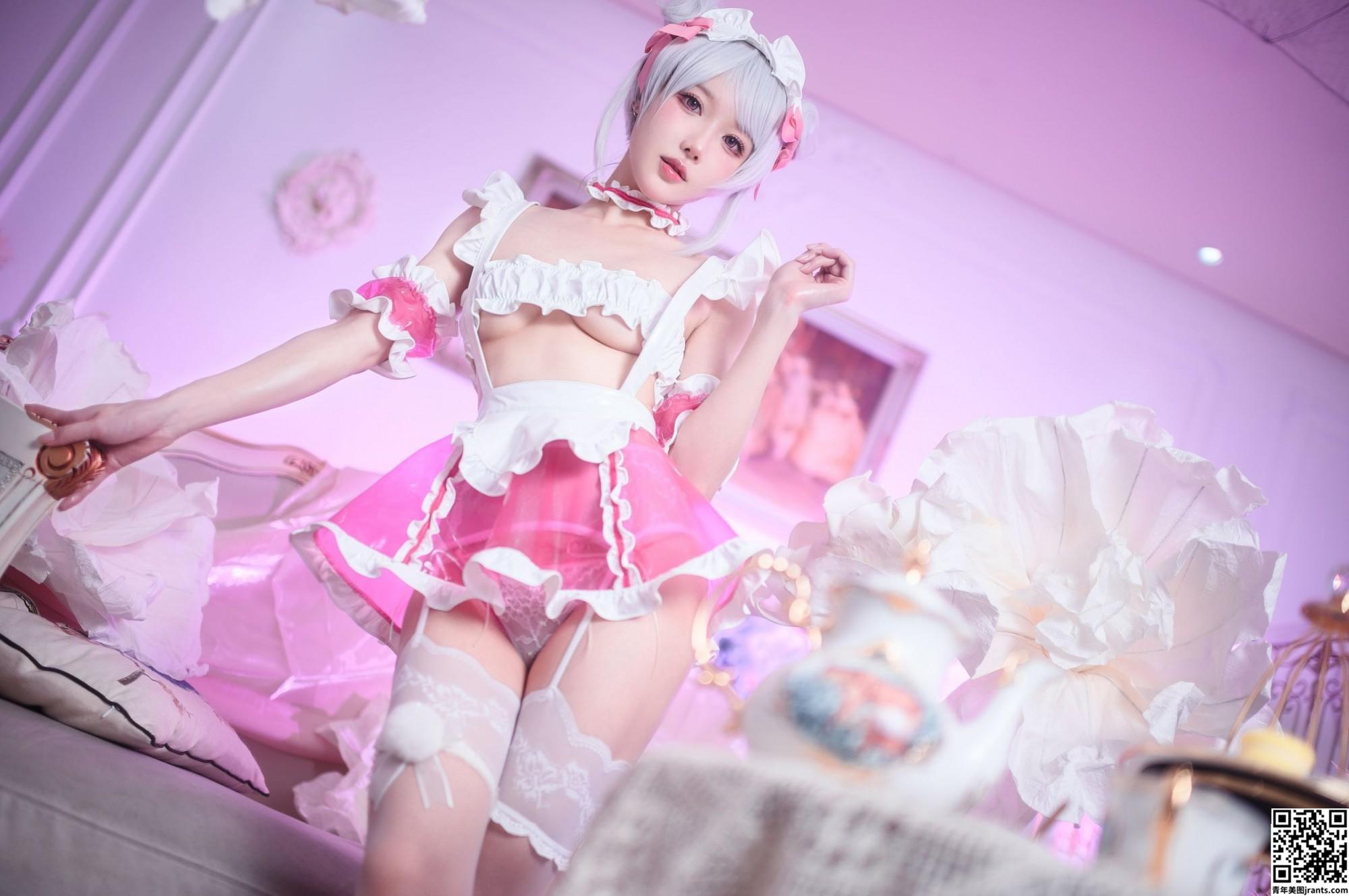 [Coser] 阿包也是兔娘 – 七夕粉粉女仆 (48P)