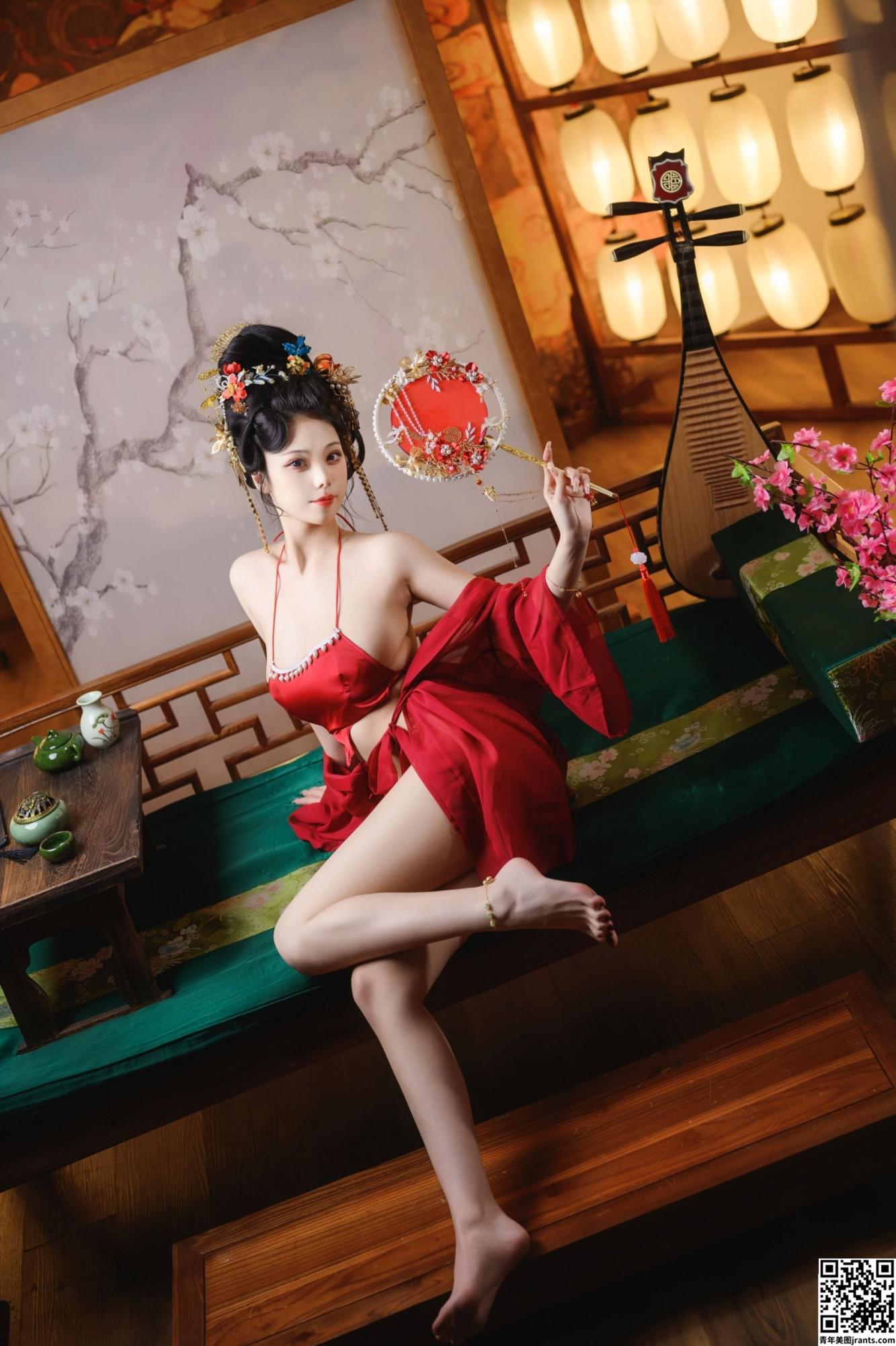 [Coser] 蜜汁猫裘 – 唐宫夜宴 (63P)