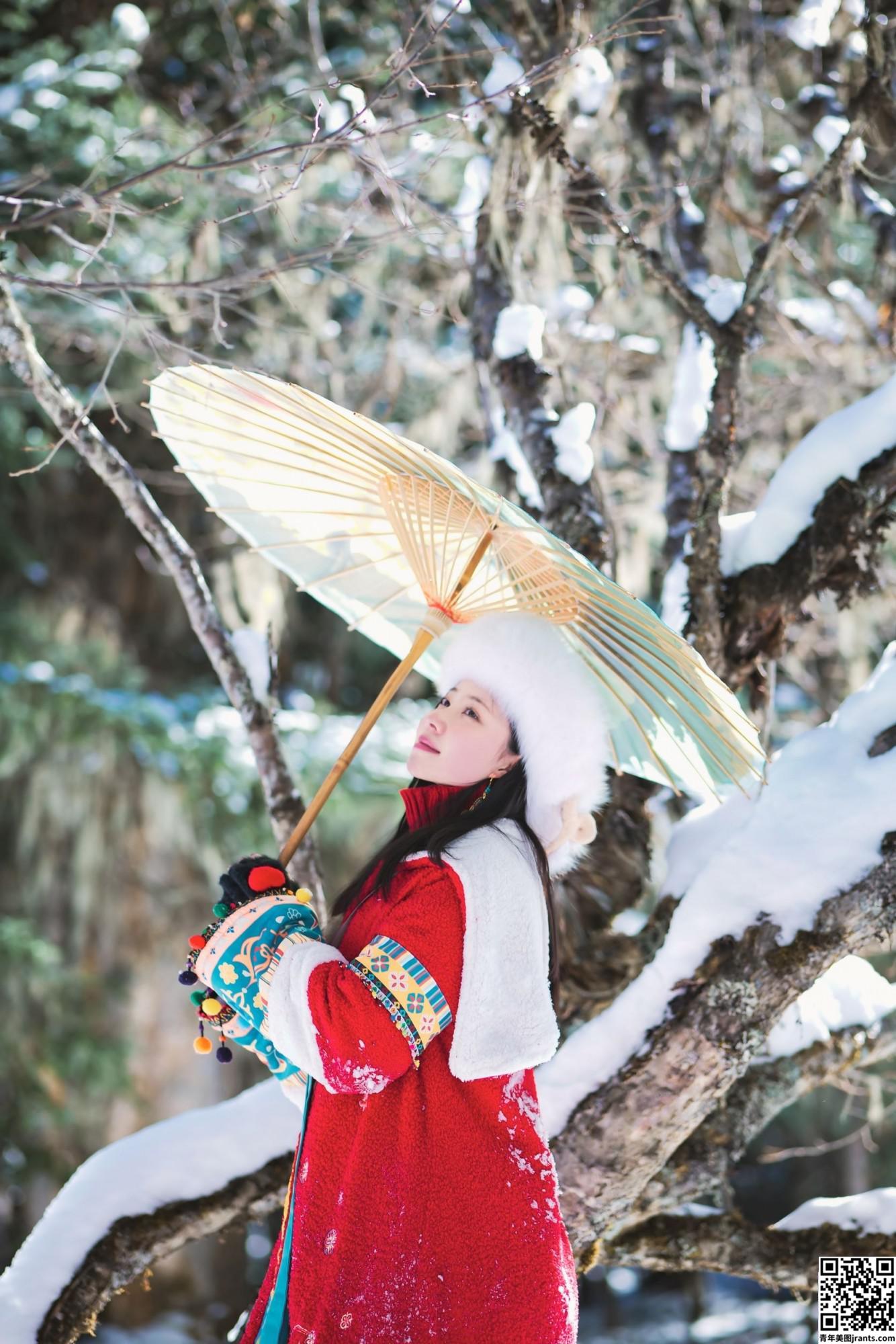 [Coser] 年年 – 吉祥雪兆丰年 (30P)